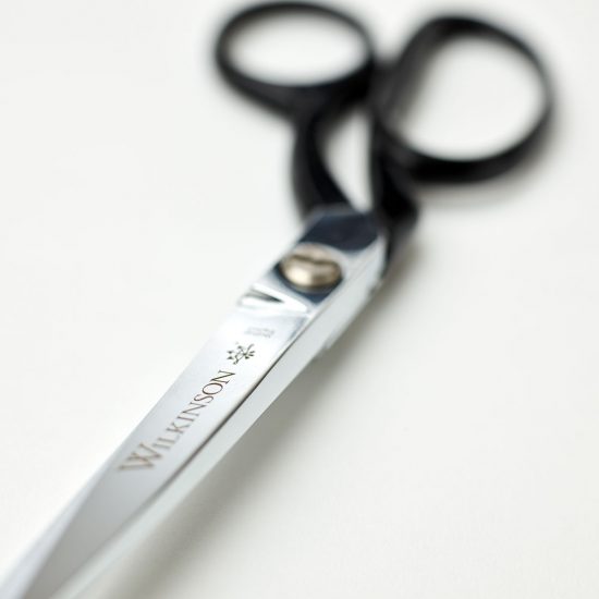 Wilkinson 8 Inch Sewing Shears in detail of the blade.