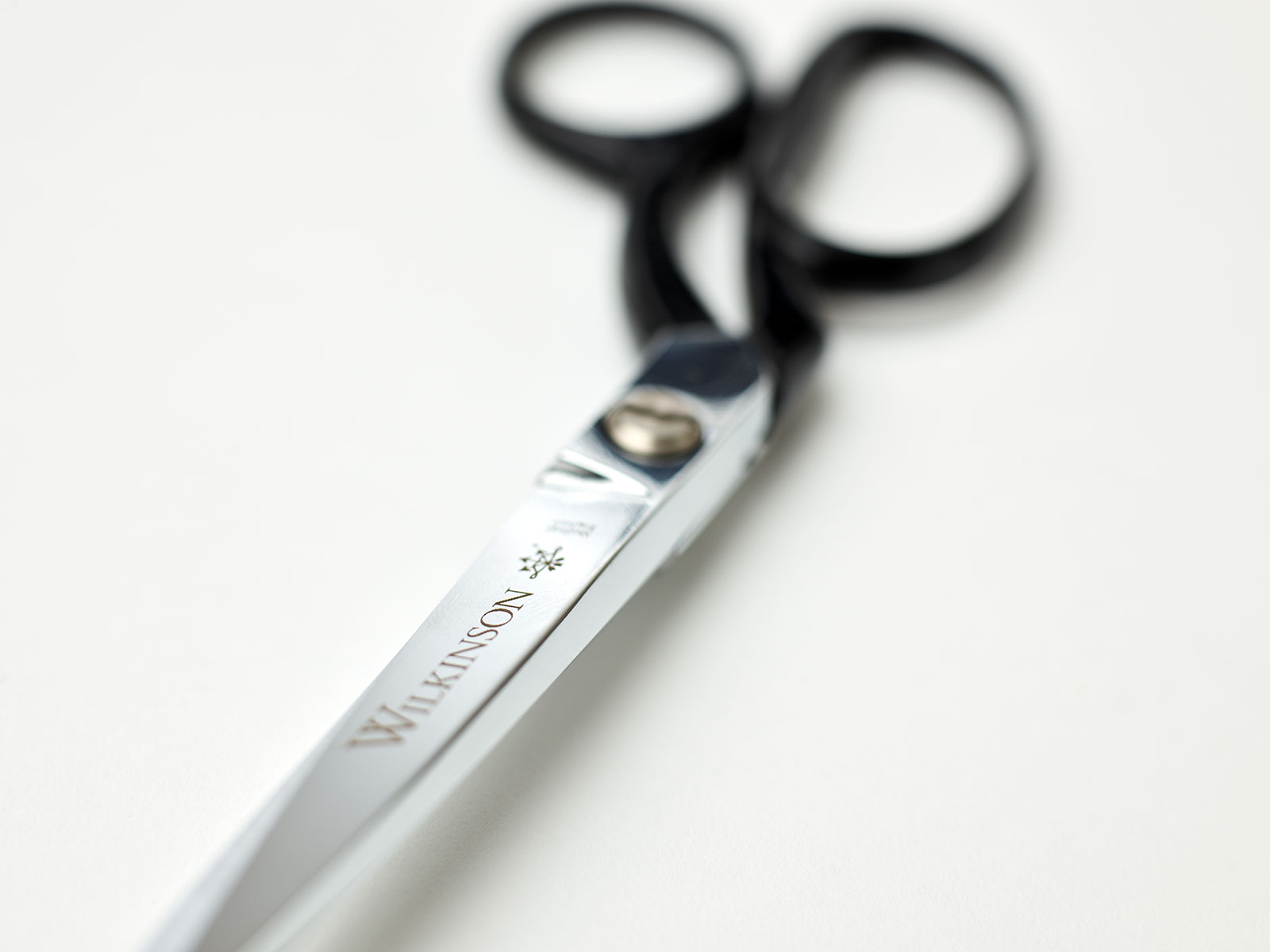 Scissors, 8″ Knife Edge Serrated Dressmaker Shears By Gingher – Millard  Sewing Center