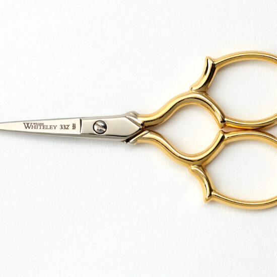 William Whiteley Epaulette Embroidery Scissors in front view.