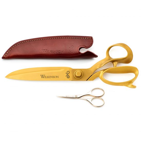 Wilkinson Gold Exo Gift Set in front view including Gold Exo, Gold Embroidery Scissors and Leather Sheath.