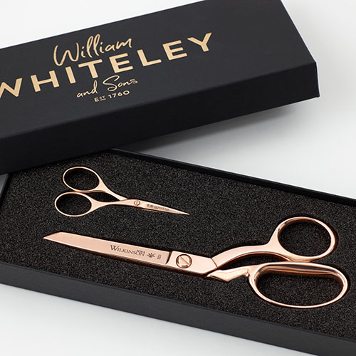 Wilkinson Rose Gold Sewing Kit in full view with the packaging including 8″ Rose Gold Sidebents and Rose Gold Embroidery Scissors.