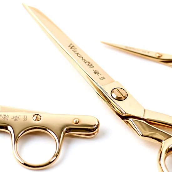 Wilkinson Gold Sewing Gift Set in detail of the 8″ Gold Sewing Sidebents, Gold Embroidery Scissors and Gold Threadclips.