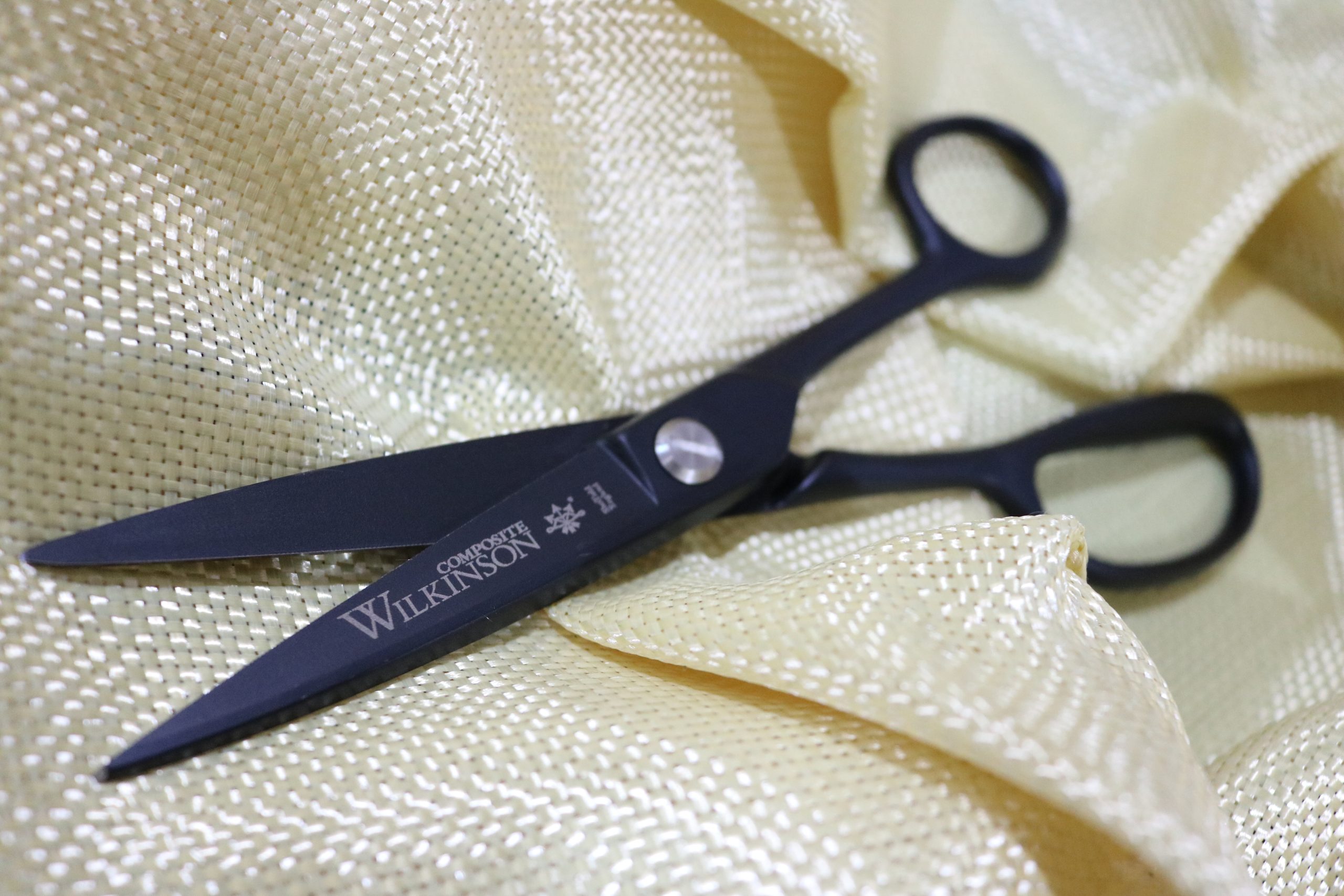 Kevlar Scissors on Kevlar - choosing the right scissor